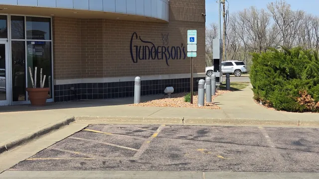 Gunderson's Jewelers