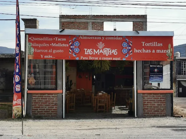 Las Marthas Almuerzos y Comidas