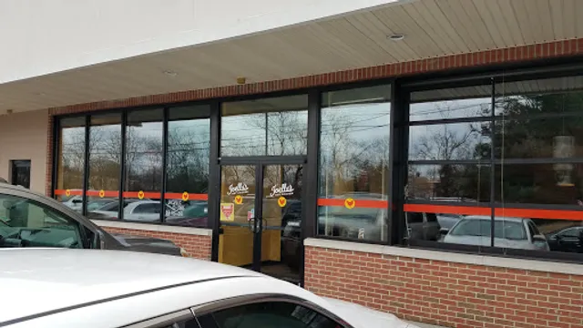 Joella's Hot Chicken - Crescent Springs