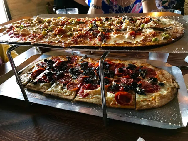 Olivella’s Pizza and Wine