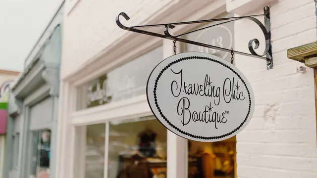 Traveling Chic Boutique