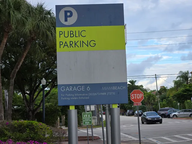 Miami Beach Parking Garage (G6)