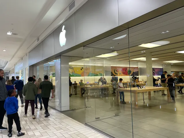Apple Tysons Corner