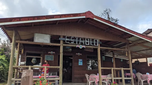 Restaurante El Establo