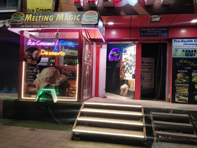 Melting magic cafe
