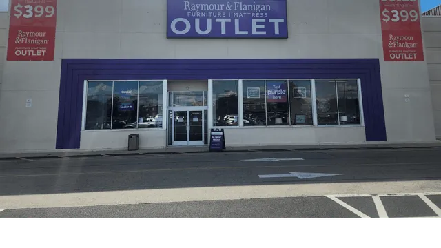 Raymour & Flanigan Furniture and Mattress Outlet