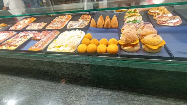 Sarni Ristorazione - Centro Commerciale Lo Scrigno - Termoli (CB)