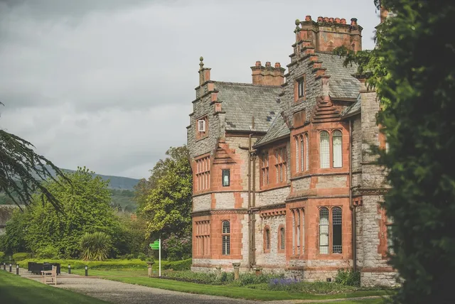 Caer Rhun Hall Hotel