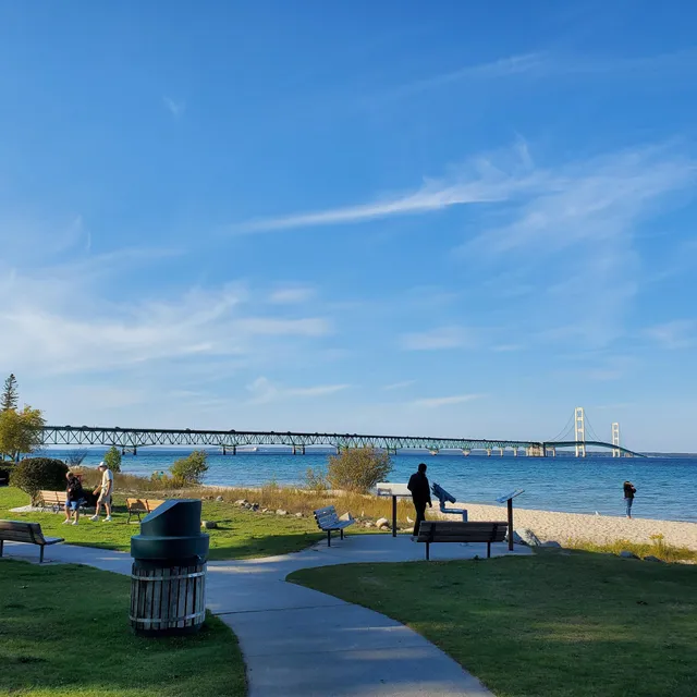 Alexander Henry Park