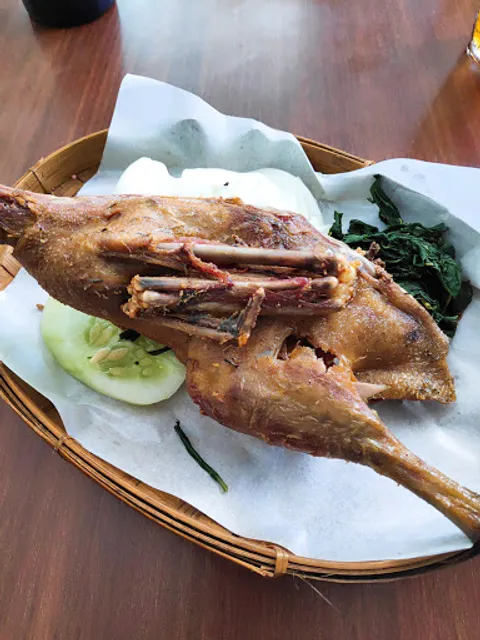 Bebek Goreng H. Slamet
