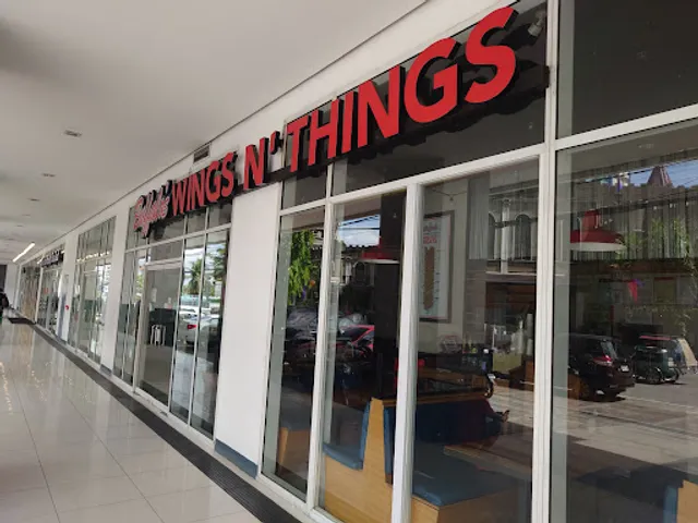 Buffalo's Wings N' Things