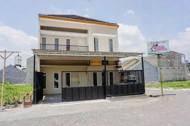 SPOT ON 1878 Griya Bunda Family