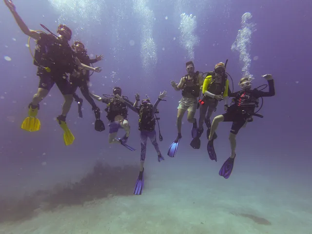 Discover Scuba Hawaii