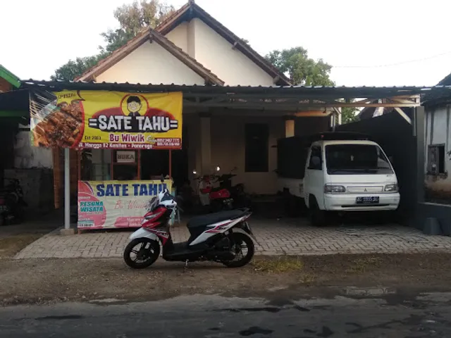 Sate Tahu Bu Wiwik