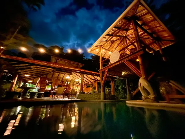 Pacific Edge Eco Lodge