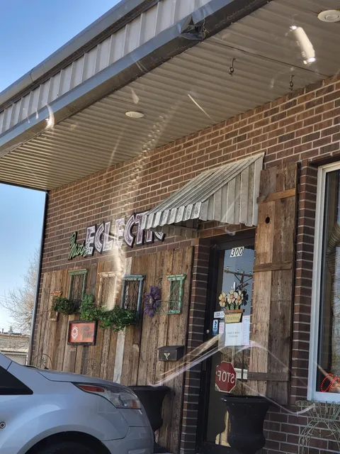 Mister Eclectic Antique and Vintage Decor