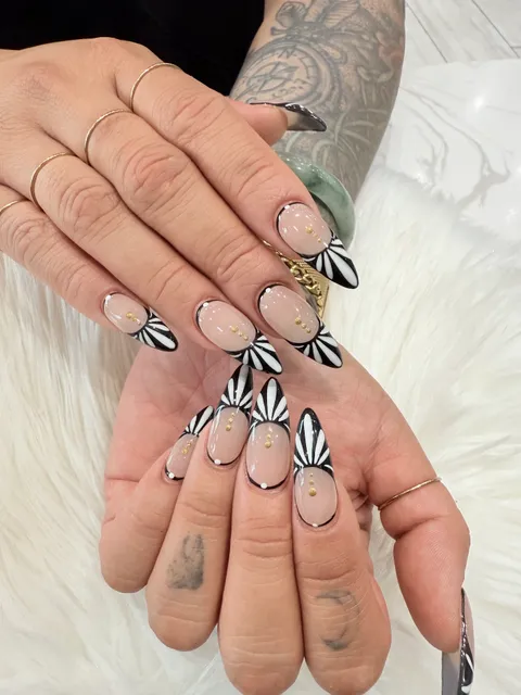 Lush Nail Bar Moreland