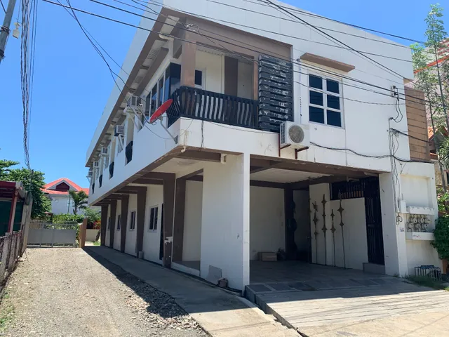 Tatiana's Apartelle and Homestay