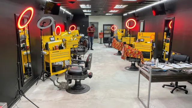 Barber Slash Artist Hair Studio