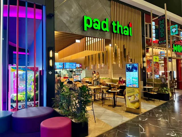Pad Thai Westfield Mall