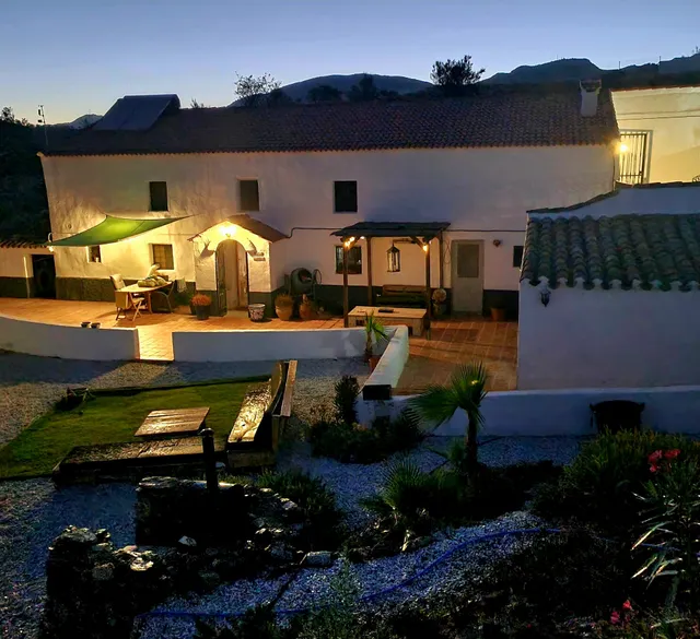 cortijo naturista con vistas