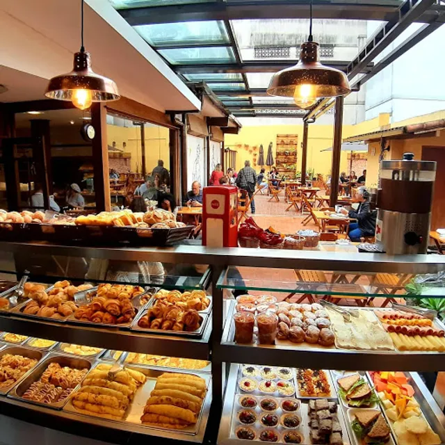 Dona Emilia Gourmet Bakery