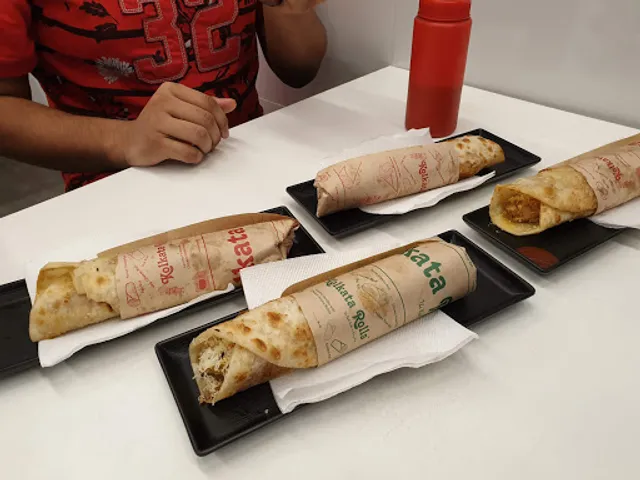 Kolkata Rolls Ghansoli