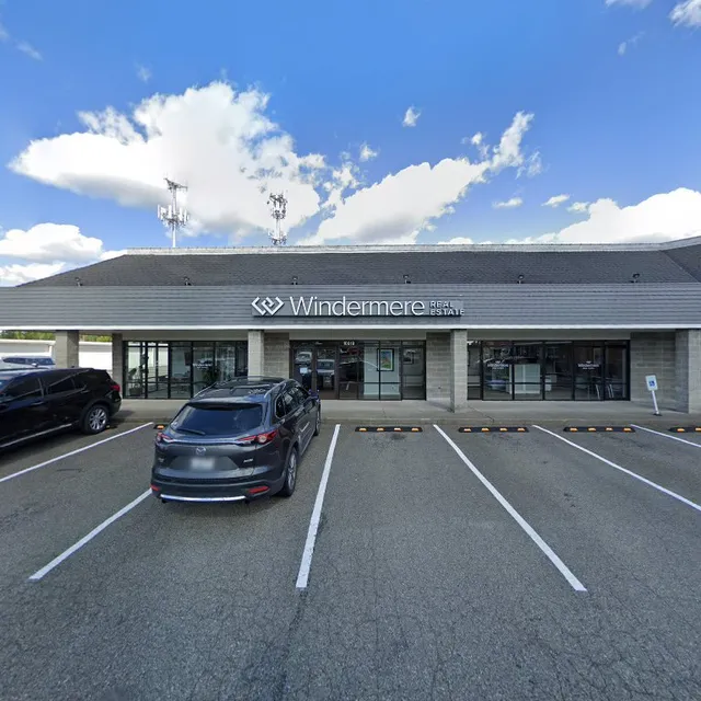 Cassy McKinney- Realtor- Windermere Professional Partners Puyallup