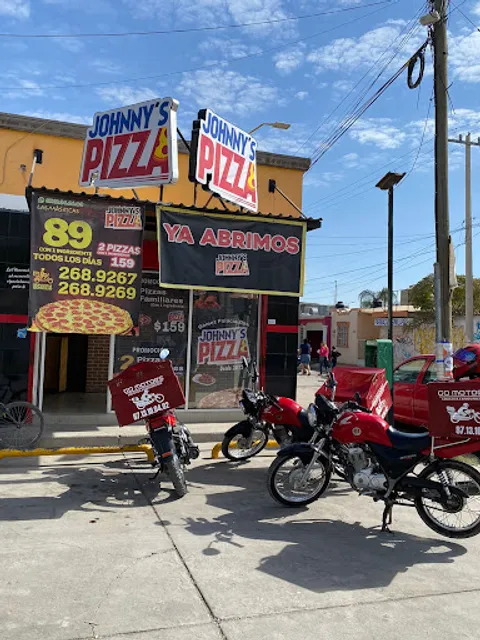 Pizzas Johnnys Bugambilias