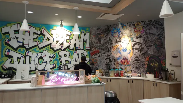 The Dream Juice Bar