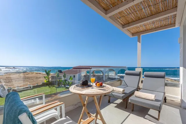 Pyrgos beach hotel apartments