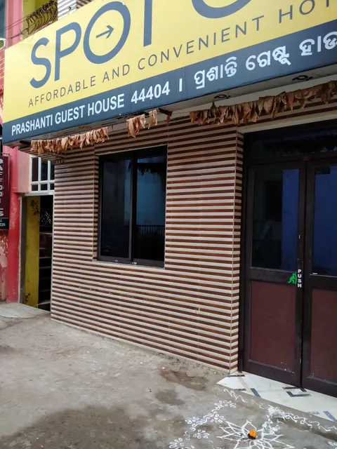 OYO 44404 Hotel Prasanti