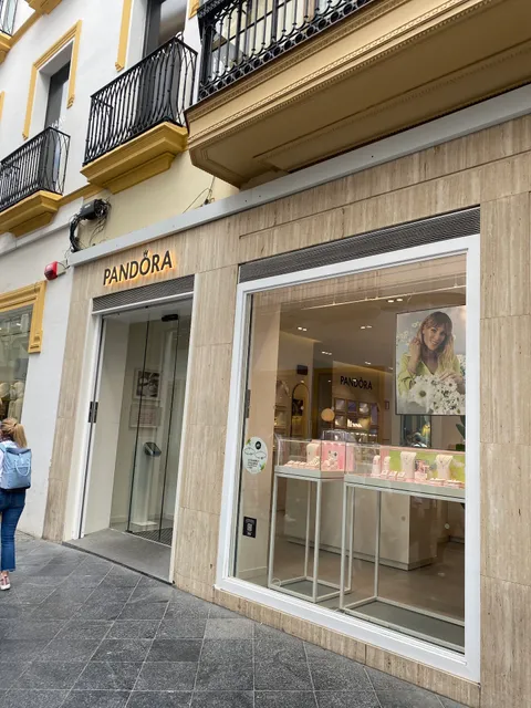 Pandora Sevilla Velazquez