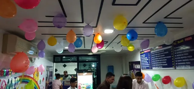 YC Burger, Pizza & Ice Dish