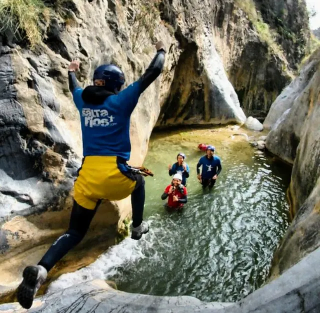 Rafting, canyoning, kayaking, SALTARÍOS.com