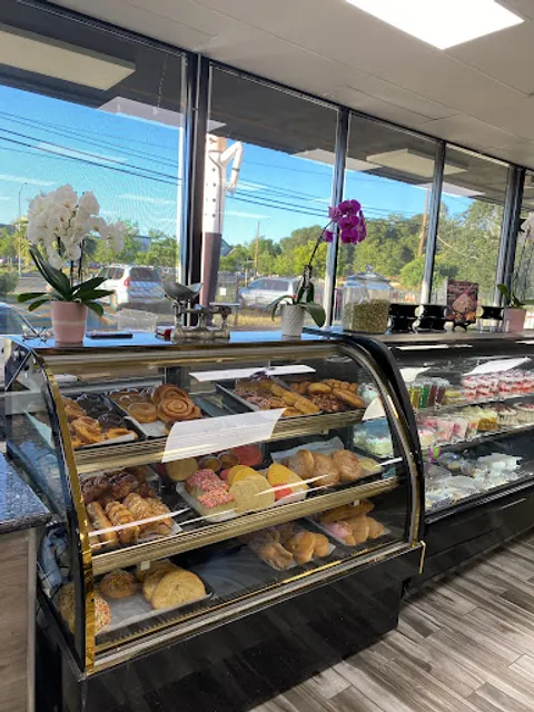 Sina Market & Bakery