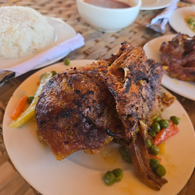 مطعم أبا للمشويات و المأكولات السيويه