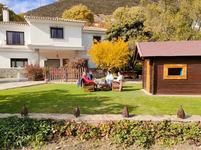 Casa Rural Olivillas Garden