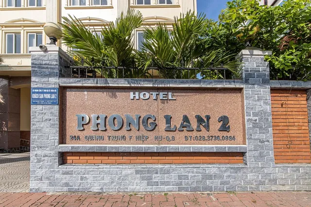 Phong Lan 2 Hotel