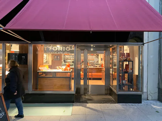 Vittorio Swiss Chocolate 1871- handmade by Vittorio Vanini SA Lugano