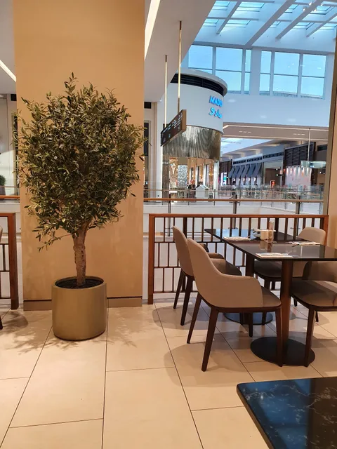 Café Bateel - Dubai Hills Mall