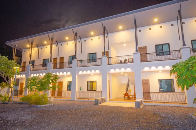 Leks' Lodge Rawai Phuket