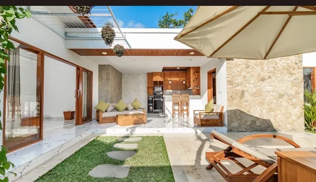 Pecampuhan retreat villa