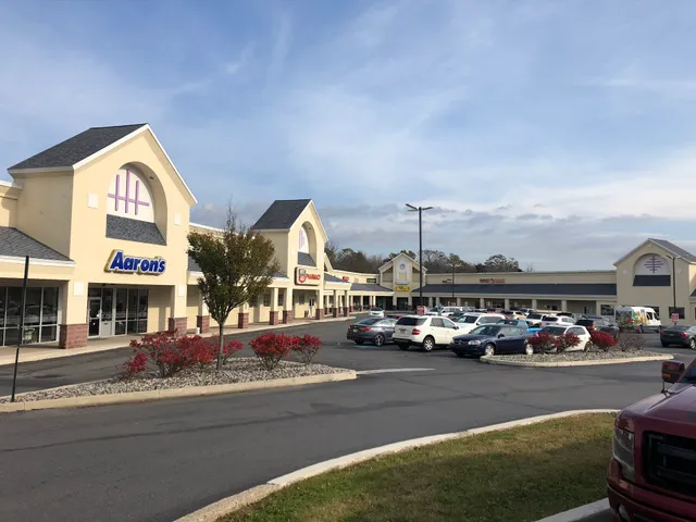 Carriage Square Shopping Center