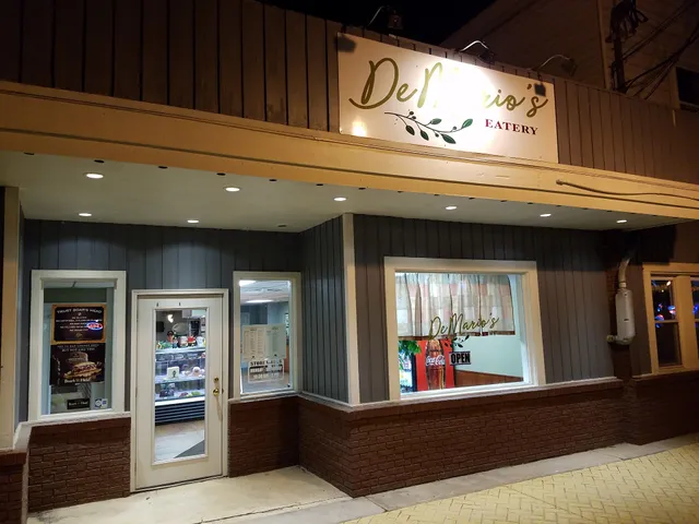 DeMario's Eatery