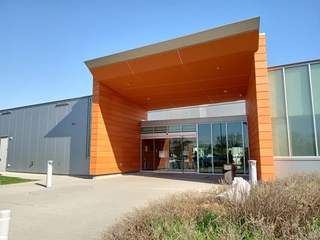 Columbus Metropolitan Library: Whitehall Branch