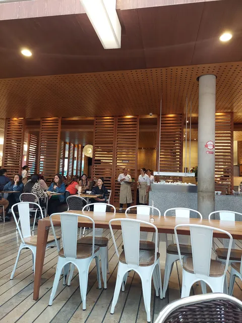 Crepes & Waffles Centro Comercial Titan Plaza