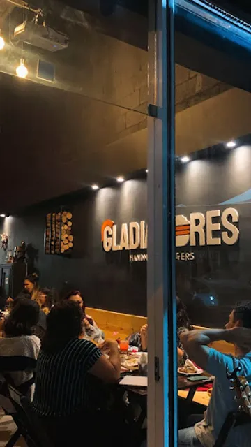 Gladiadores Hmb & BBQ