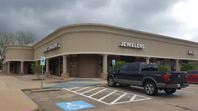Elegant Jewelers
