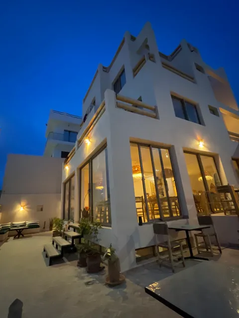 Slow Life Surf House